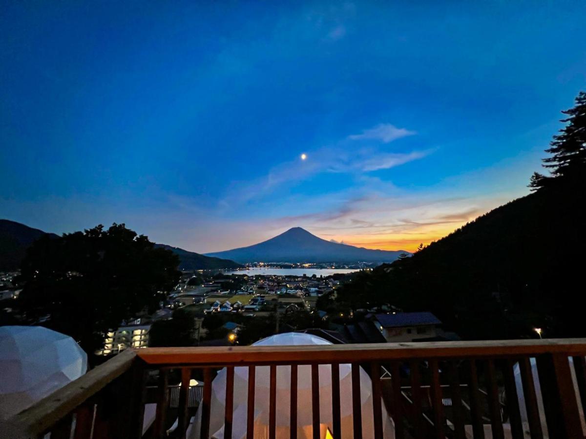 Отель Mt.Fujiグランピングテラス　嶺乃華 Фудзикавагутико Экстерьер фото